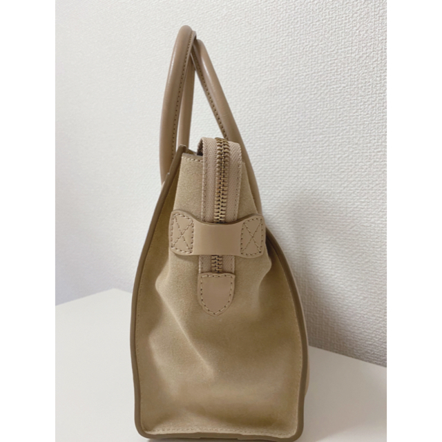 celine(セリーヌ)のセリーヌ　ラゲージ　マイクロ　ベージュ　スウェード　美品　レア　オールドセリーヌ レディースのバッグ(ハンドバッグ)の商品写真