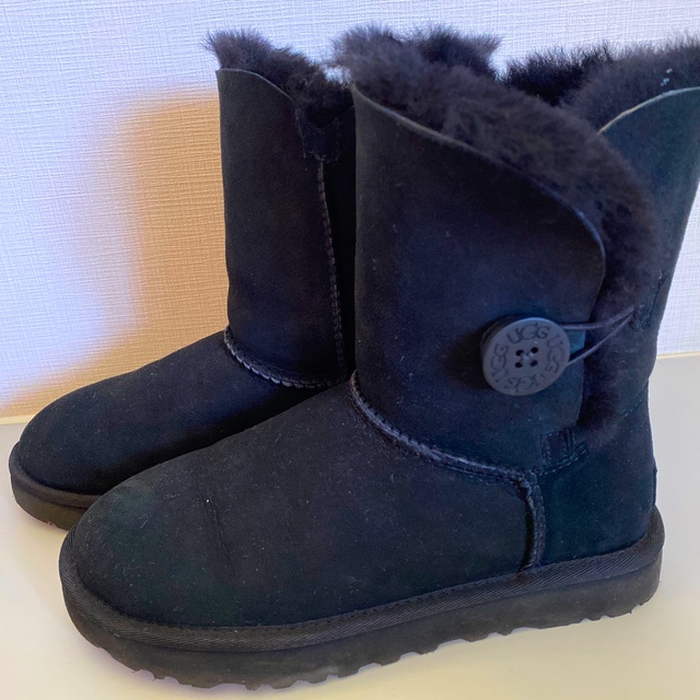 UGG★ムートンブーツ　ベイリーボタン