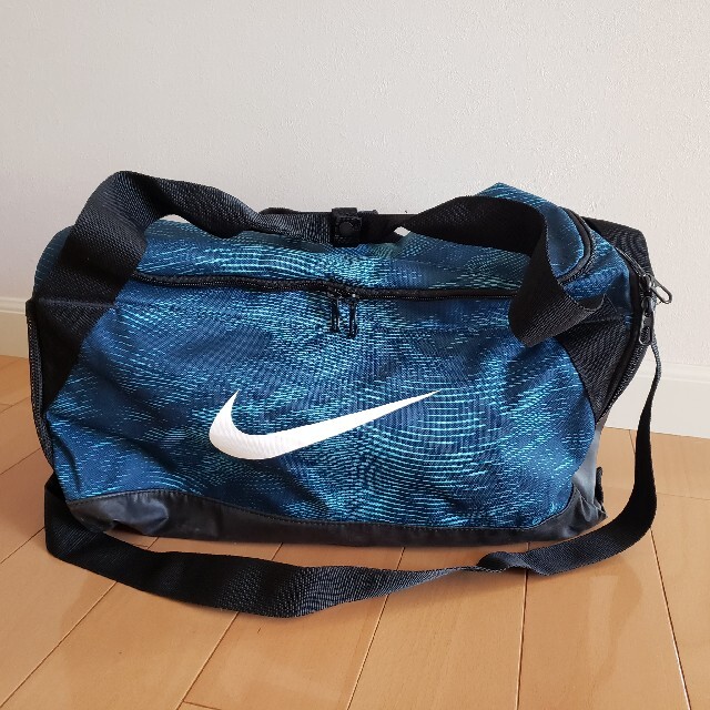 NIKE(ナイキ)のNIKE　スポーツバッグ　ナイキ　ナイロン スポーツ/アウトドアのスポーツ/アウトドア その他(その他)の商品写真