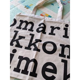 マリメッコ(marimekko)の☆新品未使用☆マリメッコ コットン キャンバス ロゴ トートバッグ(トートバッグ)