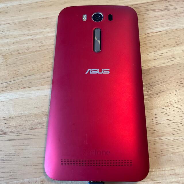 ZenFone(ゼンフォン)のZenfone2Laser 赤　ジャンク スマホ/家電/カメラのスマートフォン/携帯電話(スマートフォン本体)の商品写真