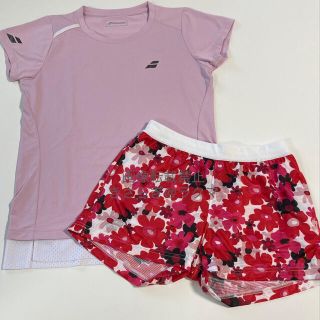 バボラ(Babolat)の美品 バボラ  花柄ショートパンツ 赤ピンク O(ウェア)