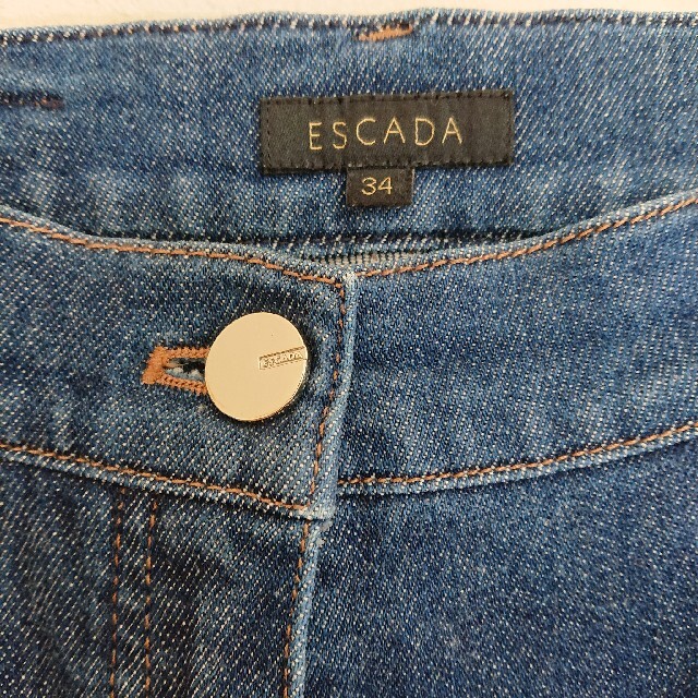 ESCADA(エスカーダ)のエスカーダ   ジーンズ   34 レディースのパンツ(デニム/ジーンズ)の商品写真