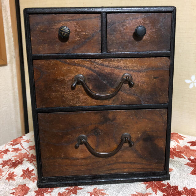 ホワイトブラウン 昭和レトロな小引き出し家具 | www.benimuhendisim.com