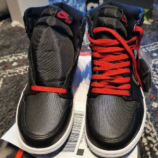 NIKE AIR JORDAN 1 RETRO エアジョーダン1 レトロ ハイ(スニーカー)