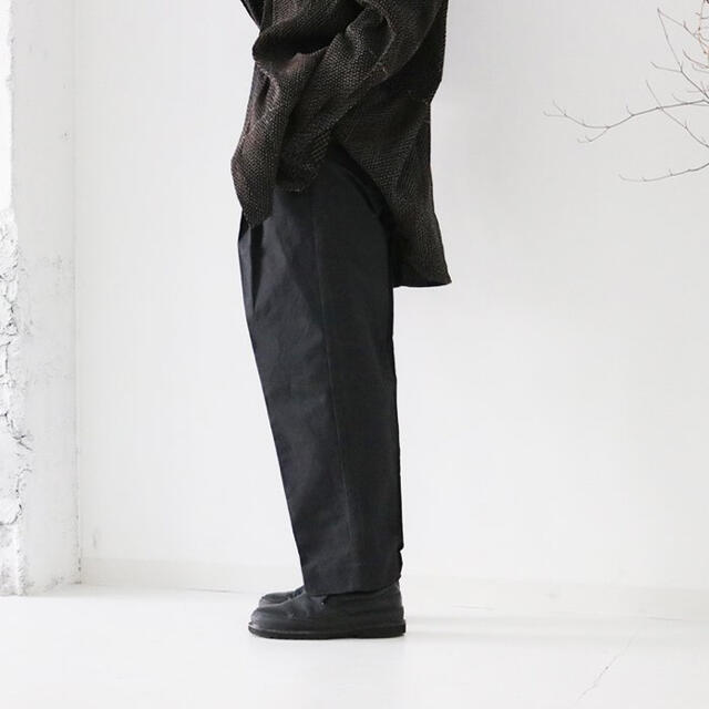 パンツkontor 2 PLEAT COATED TROUSERS