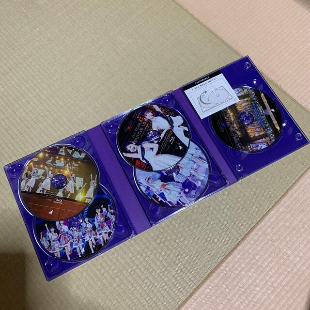 乃木坂46(ノギザカフォーティーシックス)の乃木坂46 8thYEARBIRTHDAYLIVE 完全生産限定盤Blu-ray エンタメ/ホビーのDVD/ブルーレイ(アイドル)の商品写真