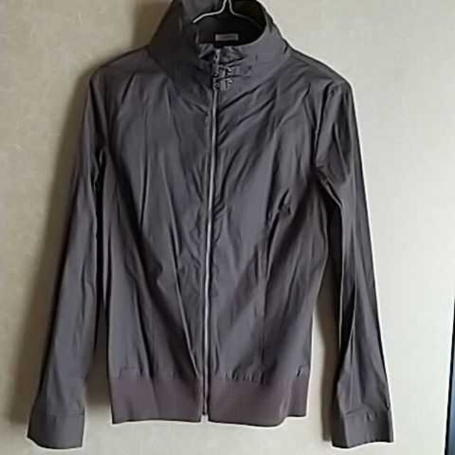 綿 ブルゾン 袖丈調節可能 レディースのジャケット/アウター(ライダースジャケット)の商品写真