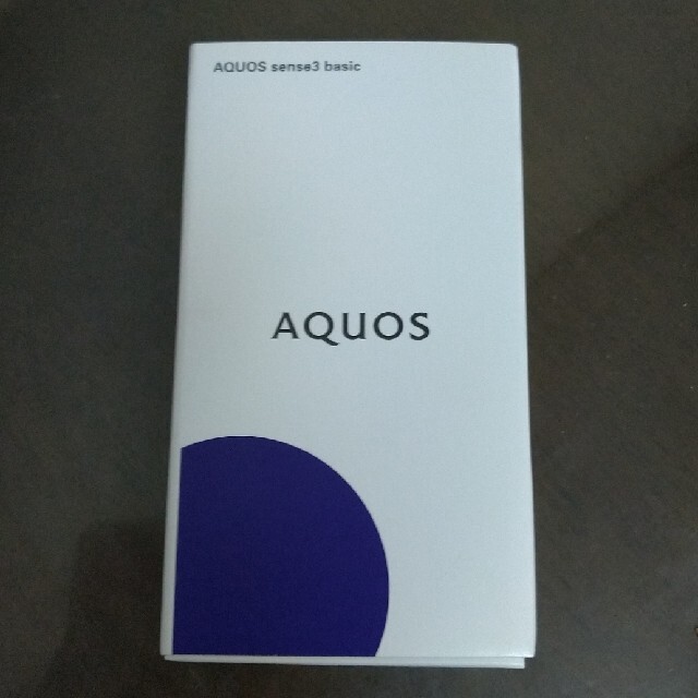 AQUOS(アクオス)の【新品未使用】SIMフリー AQUOS sense3 basic ブラック スマホ/家電/カメラのスマートフォン/携帯電話(スマートフォン本体)の商品写真