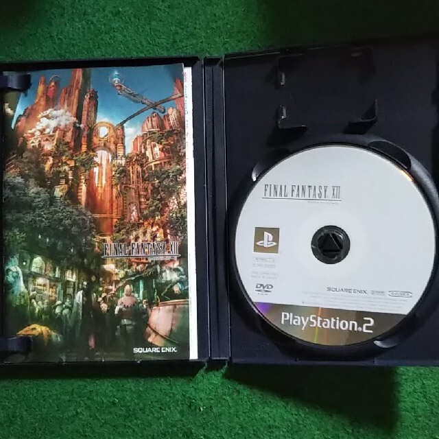 ファイナルファンタジーXII PS2 エンタメ/ホビーのゲームソフト/ゲーム機本体(家庭用ゲームソフト)の商品写真