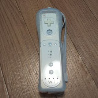 ウィー(Wii)のWiiリモコンプラス　ホワイト(その他)