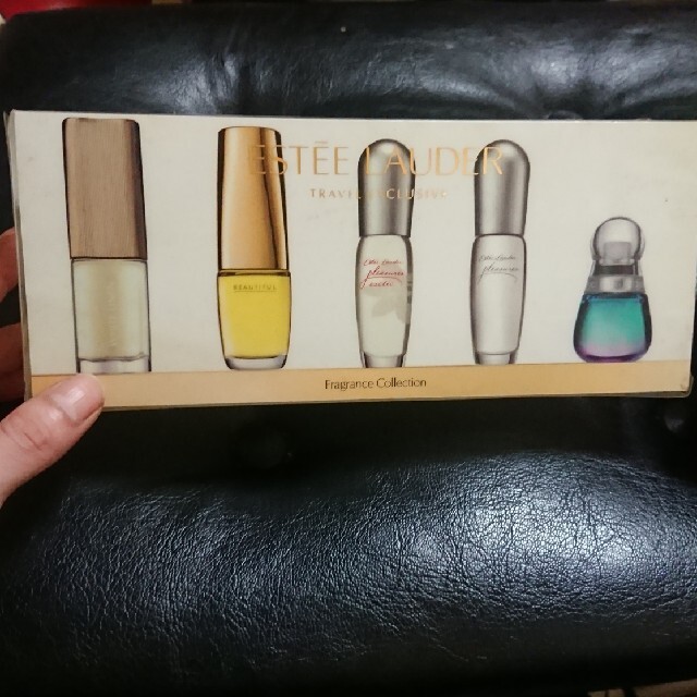 Estee Lauder(エスティローダー)のエスティーローダー　ミニ香水セット コスメ/美容の香水(香水(女性用))の商品写真