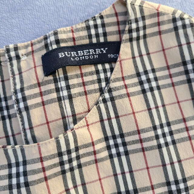 BURBERRY(バーバリー)のBURBERRYワンピース90 キッズ/ベビー/マタニティのキッズ服女の子用(90cm~)(ワンピース)の商品写真