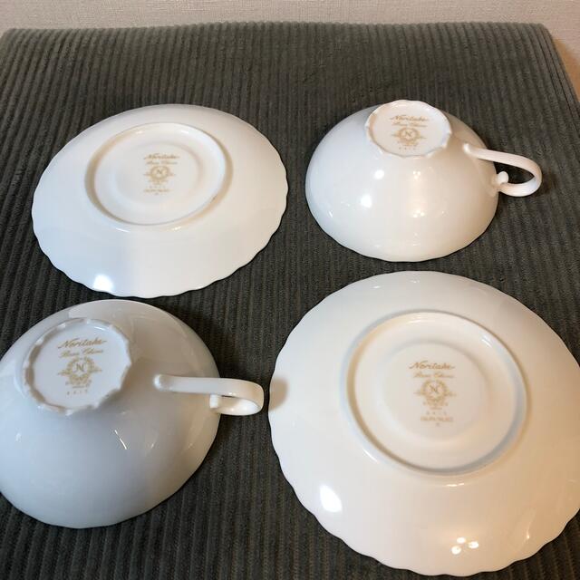 Noritake(ノリタケ)のノリタケボーンチャイナ　ティーカップ＆ソーサー2客 インテリア/住まい/日用品のキッチン/食器(グラス/カップ)の商品写真