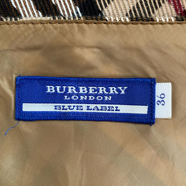 BURBERRY BLUE LABEL(バーバリーブルーレーベル)のバーバリーブルーレーベル　スカート レディースのスカート(ひざ丈スカート)の商品写真