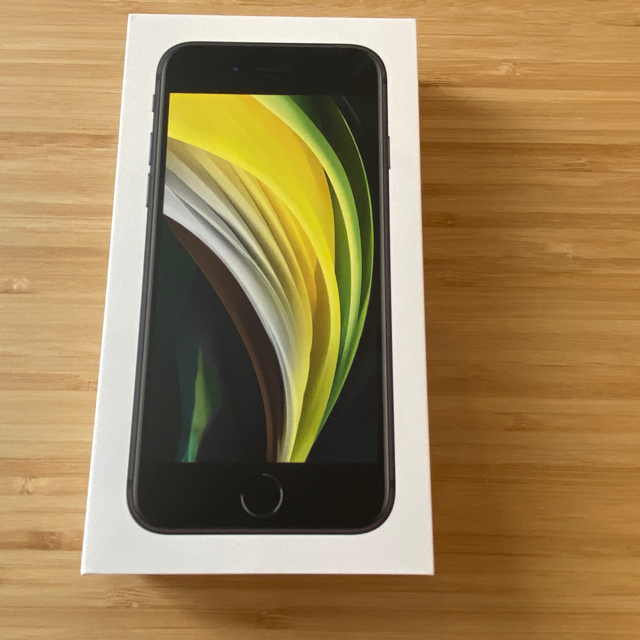 格安saleスタート】 Apple - 第2世代 黒 各一台 白 64GB 2 SE iPhone