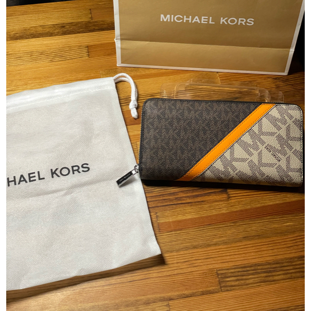 Michael Kors - 【限定品】Michael Kors シグネチャーMK 2020AW 長財布 Michael Kors - 【限定品】Michael Kors シグネチャーMK 2020AW 長財布