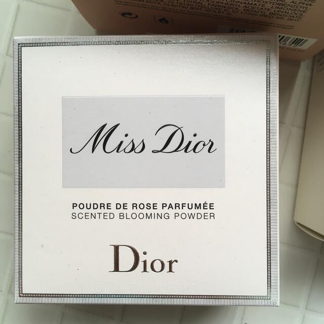 Christian Dior(クリスチャンディオール)の空箱 Dior ミス ディオール ブルーミング ボディパウダー コスメ/美容のボディケア(ボディパウダー)の商品写真