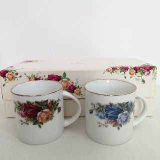 ロイヤルアルバート(ROYAL ALBERT)のロイヤルアルバートマグカップ(グラス/カップ)