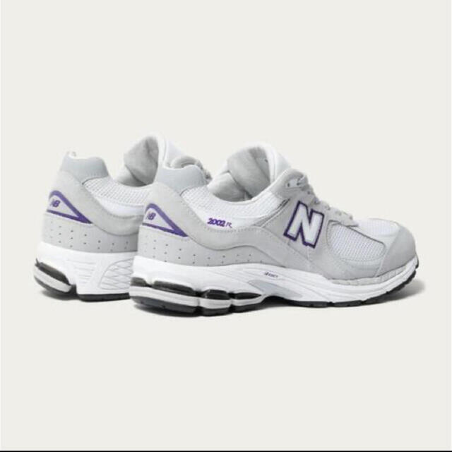 New Balance(ニューバランス)のNEW BALANCE ML2002R6 25.5cm 新品未使用 メンズの靴/シューズ(スニーカー)の商品写真