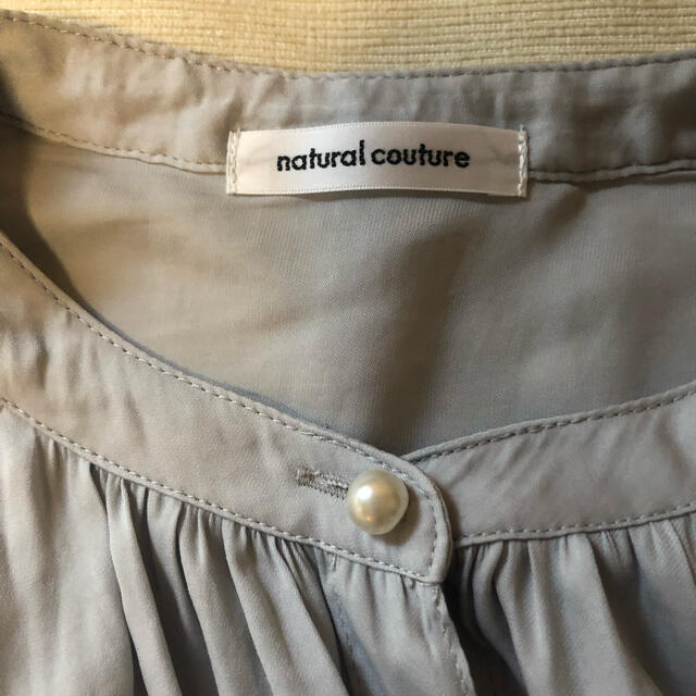 natural couture(ナチュラルクチュール)の【natural couture】 とろみサテンパール釦ブラウス レディースのトップス(シャツ/ブラウス(長袖/七分))の商品写真