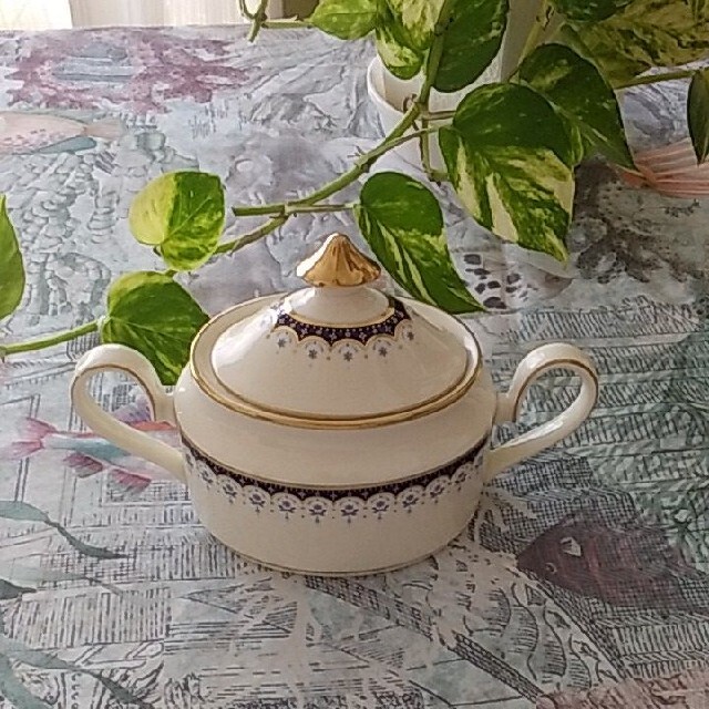 MINTON - ビンテージMINTONシュガーポットの通販 by ムーランルージュ