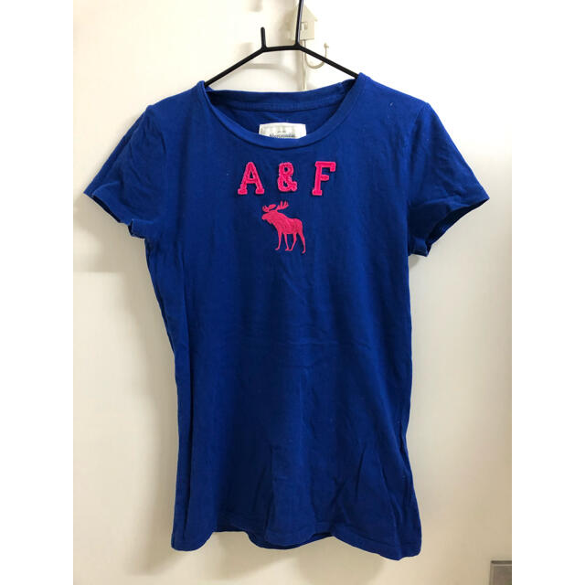 Abercrombie&Fitch(アバクロンビーアンドフィッチ)のTシャツ レディースのトップス(Tシャツ(半袖/袖なし))の商品写真