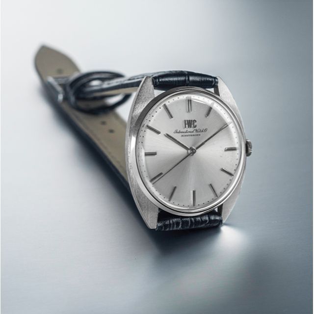562) OH済美品 ☆ IWC 手巻き 1971年製 日差5秒 アンティークの 562) OH済美品 ☆ IWC 手巻き 1971年製 日差5秒 アンティークの