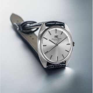 (562) OH済美品 ★ IWC 手巻き 1971年製 日差5秒 アンティーク