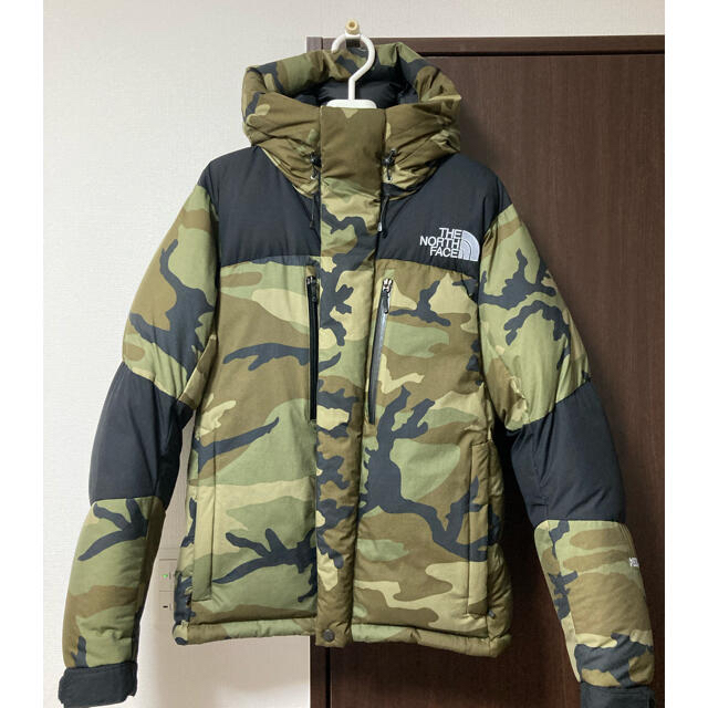 THE NORTH FACE(ザノースフェイス)のバルトロライトジャケット　19AW ウッドランドカモ  M  メンズのジャケット/アウター(ダウンジャケット)の商品写真