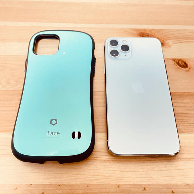 iPhone 11 Pro 256GB SIMフリー シルバー おまけケース付き 海外 正規
