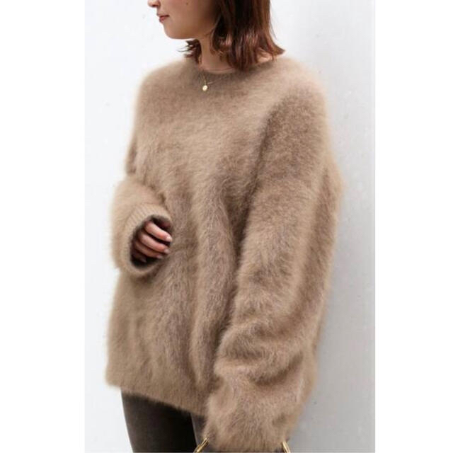 トップスFluffy Sweater ベージュ