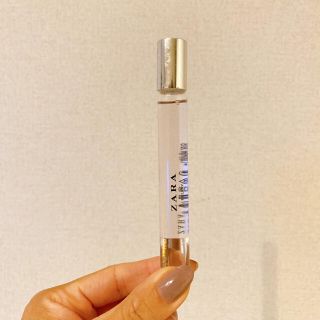 ザラ(ZARA)のZARA ロールオン パヒューム 10ml(香水(女性用))