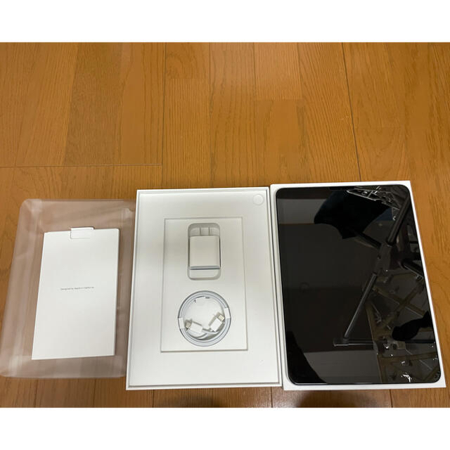 美品！！iPad Air第4世代　Wi-Fiモデル  256GB