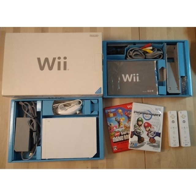 Nintendo Wii 本体　ソフト２本