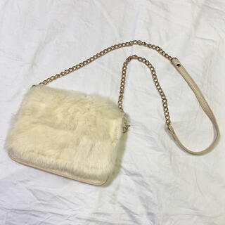ザラ(ZARA)の♡ fur chain shoulder bag ♡(ショルダーバッグ)