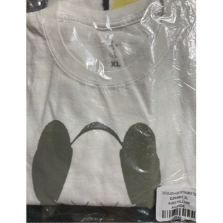 フラグメント(FRAGMENT)のXL travis scott fragment design kaws TEE(Tシャツ/カットソー(半袖/袖なし))