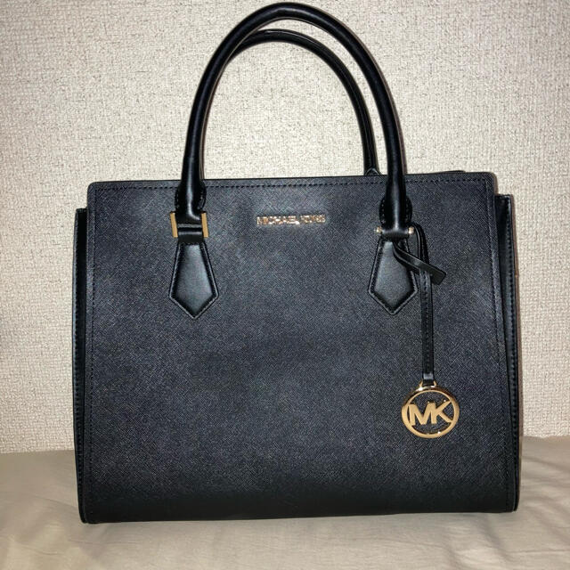 Michael Kors(マイケルコース)の【期間限定値下げ】マイケルコース　2wayバッグ　ハンドバッグ　ショルダーバッグ レディースのバッグ(ハンドバッグ)の商品写真