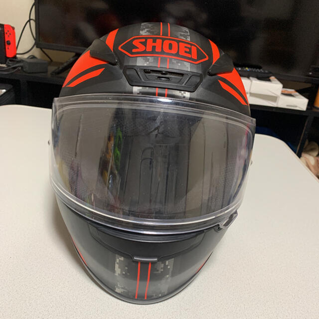 SHOEI z7 フルフェイスヘルメット 赤 黒の通販 by まき|ラクマ SHOEI z7 フルフェイスヘルメット 赤 黒の通販 by まき|ラクマ