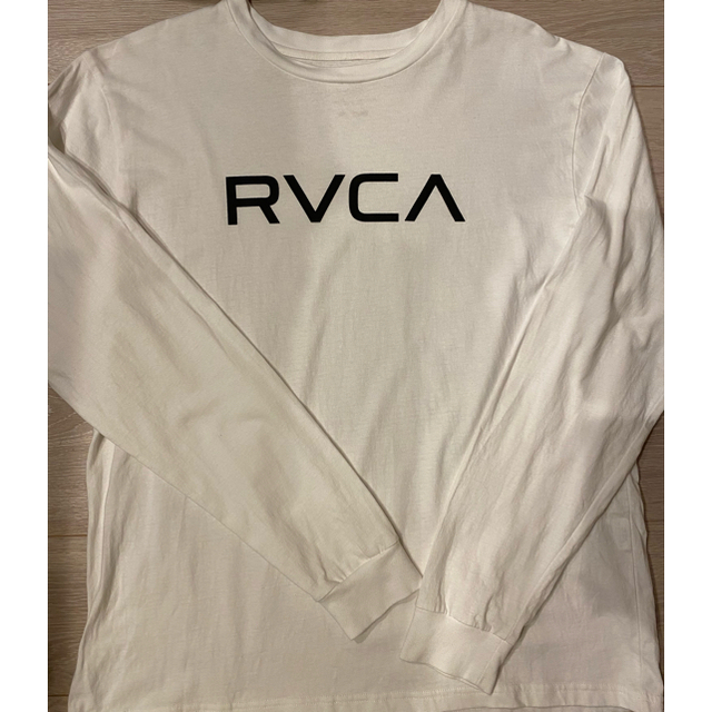 RVCA(ルーカ)の【ホワイト】ルーカ メンズ 長袖　ロンＴ (BA041-057) メンズのトップス(Tシャツ/カットソー(七分/長袖))の商品写真