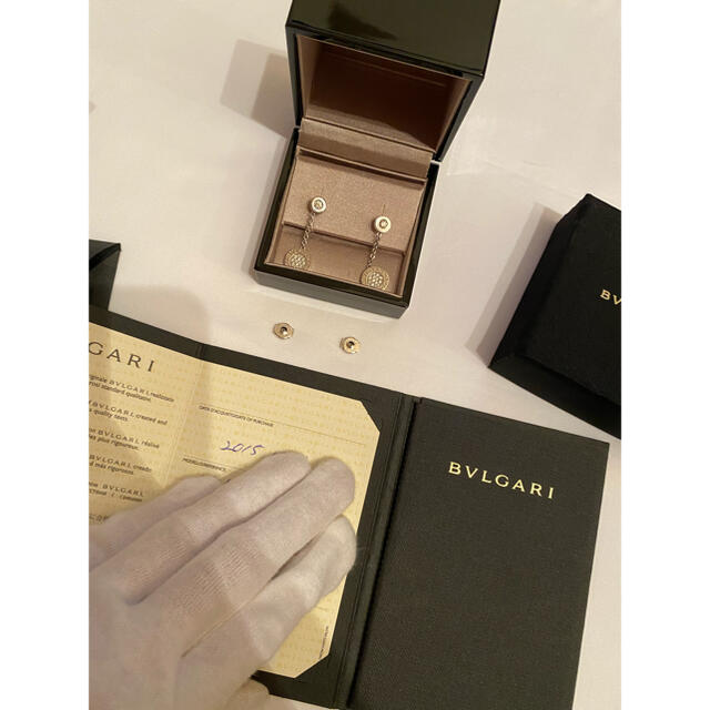 BVLGARI(ブルガリ)のブルガリブルガリ　パヴェダイヤモンド　ピアス　レディース レディースのアクセサリー(ピアス)の商品写真