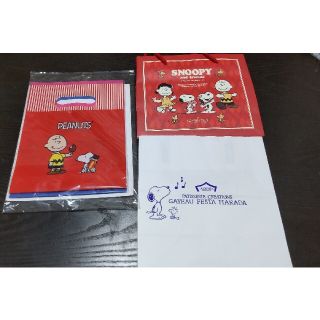 スヌーピー(SNOOPY)の【新品未使用】SNOOPY紙袋　お菓子メーカーコラボ紙袋(ショップ袋)