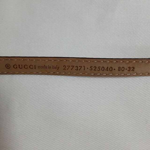 Gucci(グッチ)のGUCCI グッチ GG バックル リアルレザー ベルト ホワイト レディースのファッション小物(ベルト)の商品写真