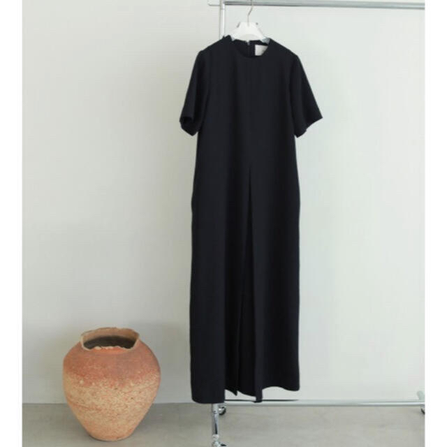 TODAYFUL(トゥデイフル)の完売　Halfsleeve Tuck Dress ブラック レディースのワンピース(ロングワンピース/マキシワンピース)の商品写真