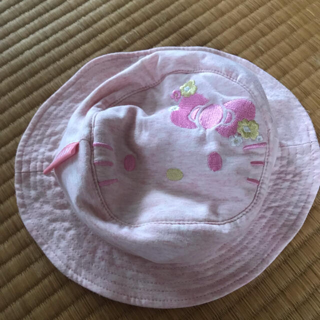 サンリオ(サンリオ)のハローキティ　子供用帽子　50センチ　ピンク　サンリオ　女の子 キッズ/ベビー/マタニティのこども用ファッション小物(帽子)の商品写真