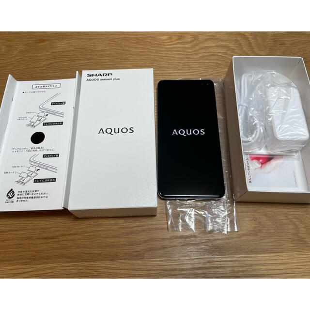 新品送料込SHARP AQUOS sense4 plus ブラック　128GBSIMフリーメーカー