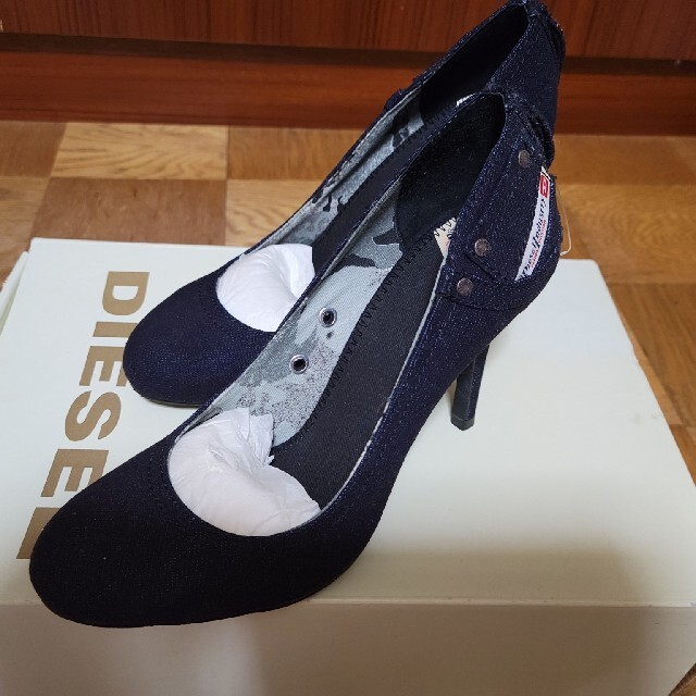 DIESEL(ディーゼル)のDIESEL デニム パンプス 22.5cm 未使用 レディースの靴/シューズ(ハイヒール/パンプス)の商品写真