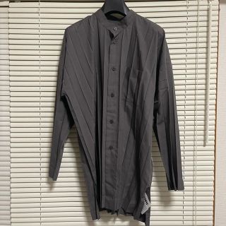 イッセイミヤケ(ISSEY MIYAKE)のHOMME PLISSÉ ISSEY MIYAKE プリーツバンドカラーシャツ(シャツ)