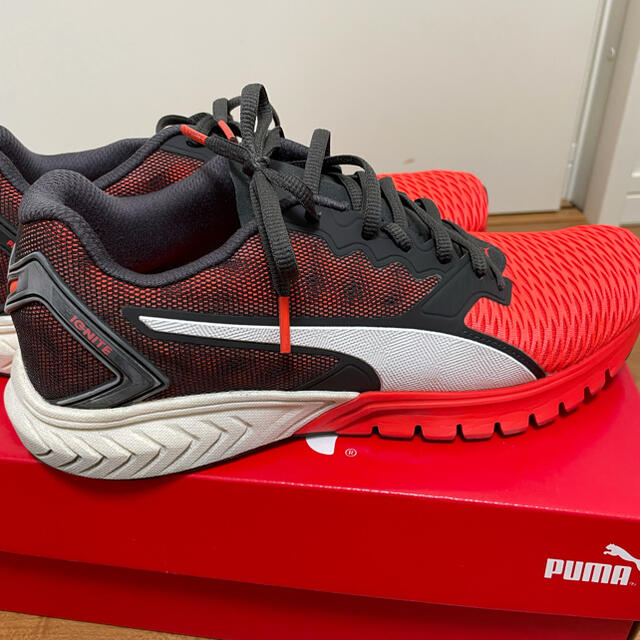 PUMA(プーマ)のプーマ イグナイト4 NETFIT 26.5cm 【新品】 スポーツ/アウトドアのランニング(シューズ)の商品写真