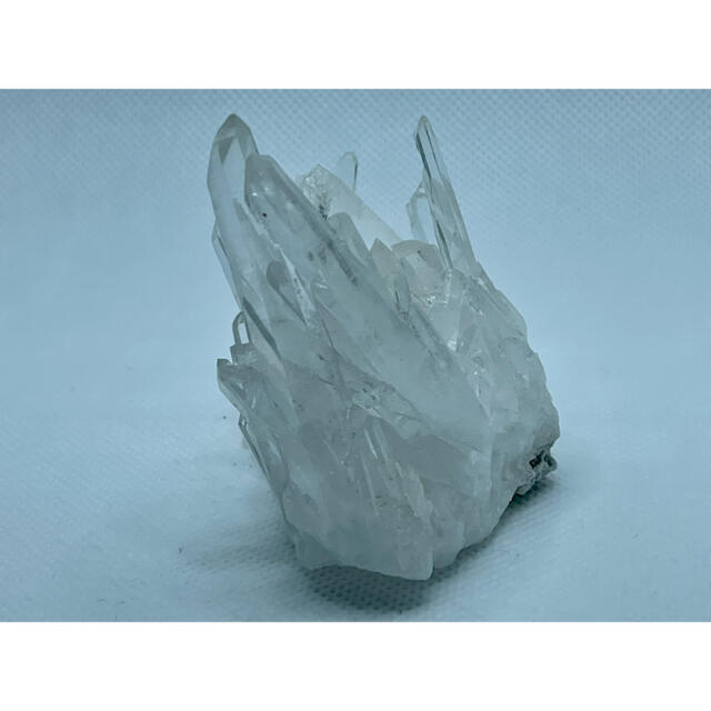 天然石 水晶 クォーツ クラスター 原石④ インテリア/住まい/日用品のインテリア小物(置物)の商品写真